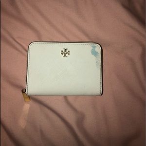 white tory burch wallet